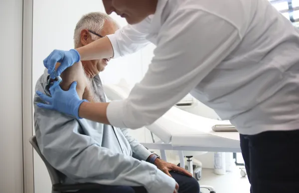 p.-07-Vacunes-Grip---Facundo-Santana