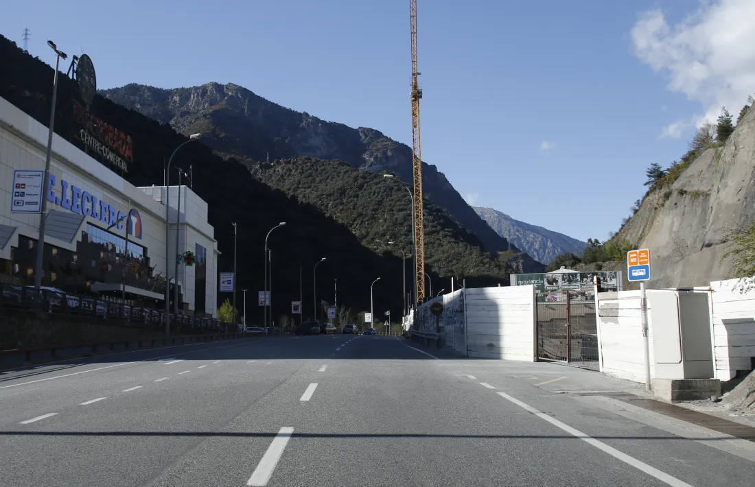 Pel Govern, el volum d’usuaris no justifica la parada al Punt de Trobada