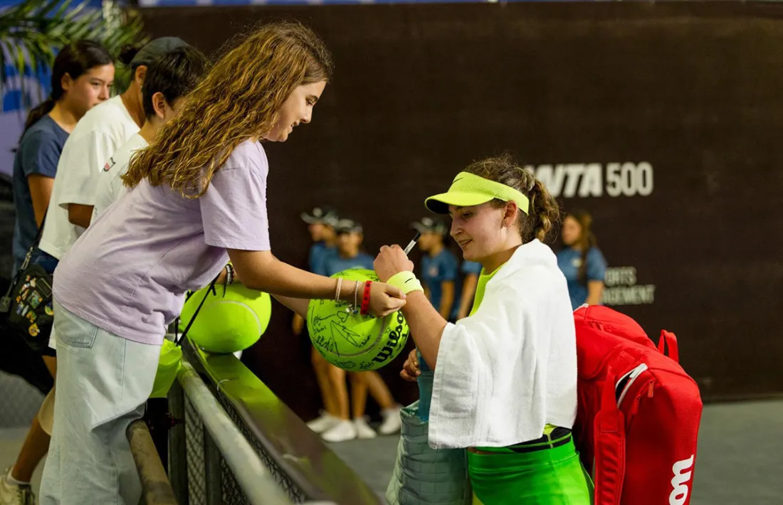 Vicky puja al Top-100 després d'accedir als quarts de Mèrida Open.