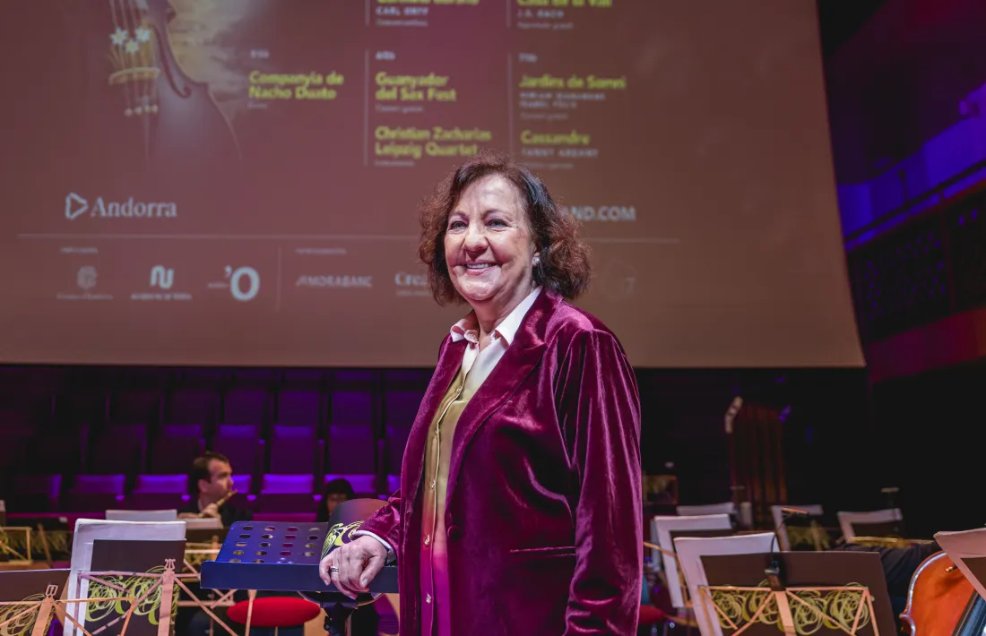 La cantaora Carmen Linares, a l'escenari de l'Auditori, on aquest vespre ha estrenar la 4a edició del ClàssicAnd amb 'El amor brujo', de Falla.