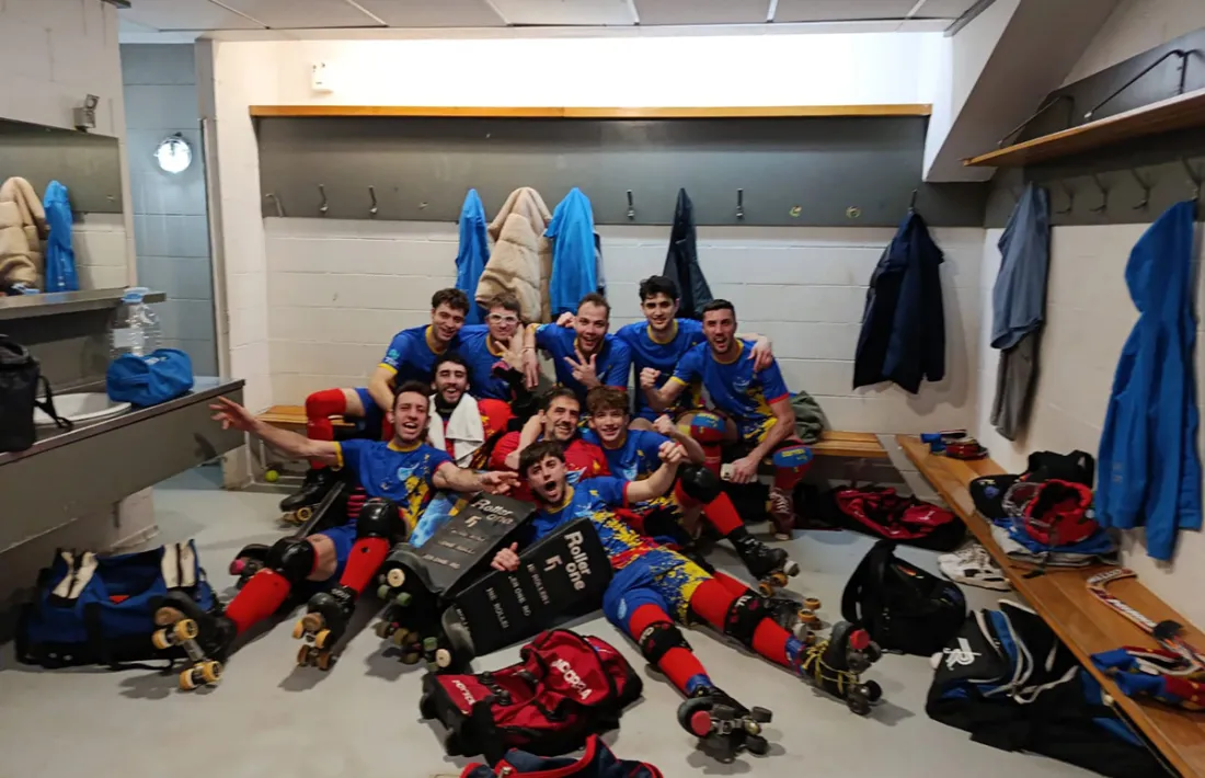 Celebració de l'AHC al vestidor.