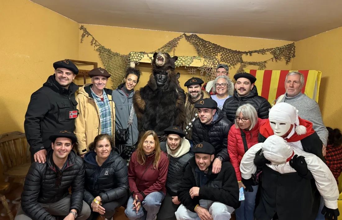 Els membres de l'Associació de Cultura Popular d'Ordino.