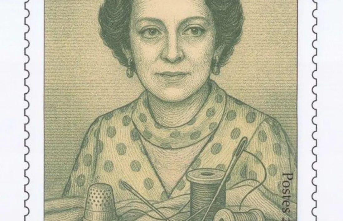 El segell de la Poste en memòria de la modista Cecília Riera. 