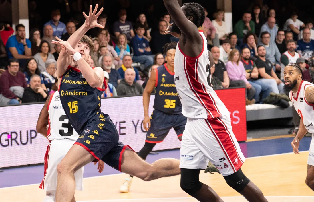 Kostadinov, el 'nou' pivot.