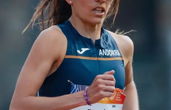 p. 29 ari fenes foto faa