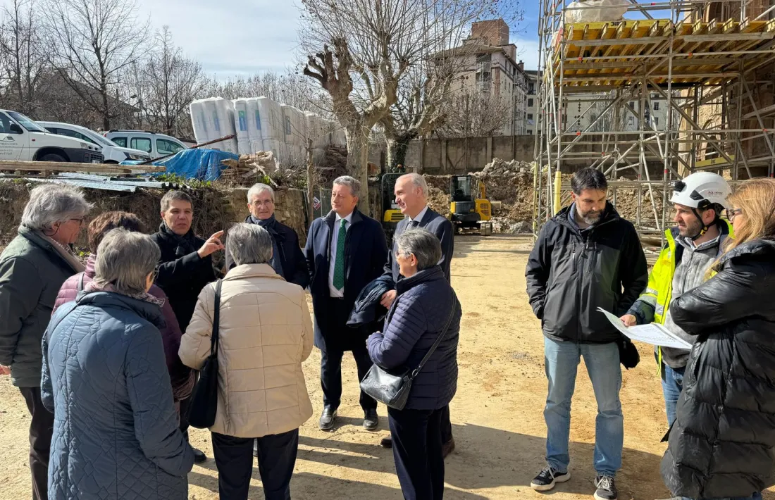 El passat 20 de febrer es va celebrar una visita d'obres al que serà el nou centre de salut mental.
