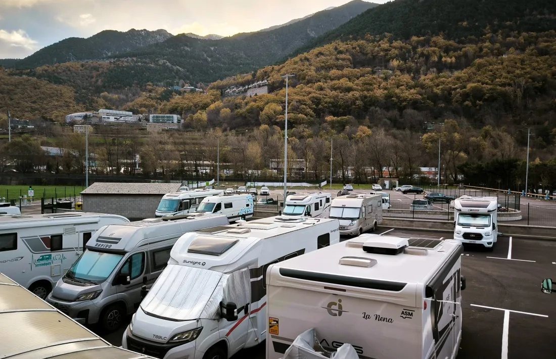 L’àrea d’estacionament d’autocaravanes de l’aparcament comunal Canrodes.