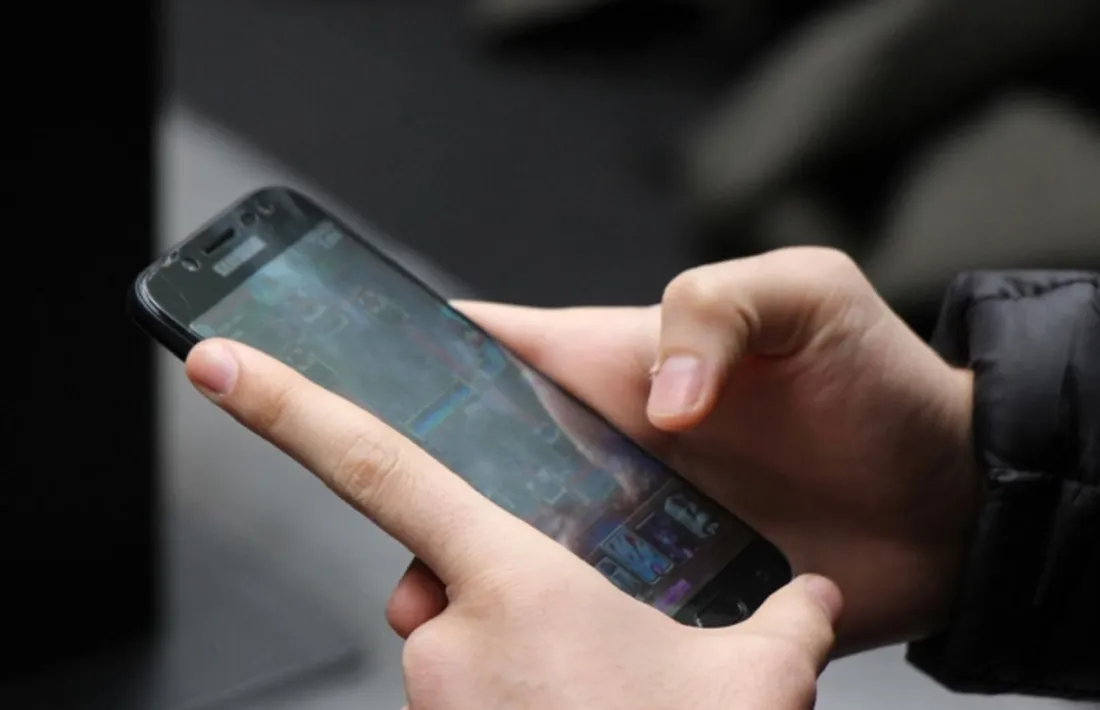  Telefonia i Internet guanyen usuaris al febrer.