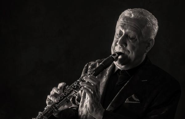 Chucho, baixa per malaltia