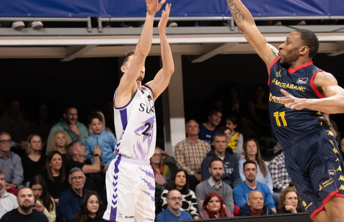 Stan Okoye, lesionat.