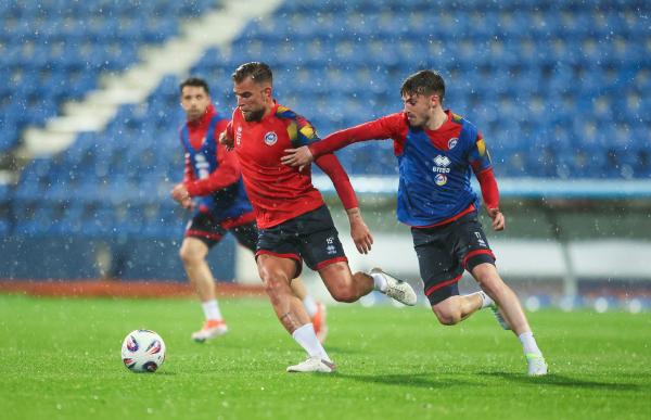 Amb la Nations, a l'horitzó