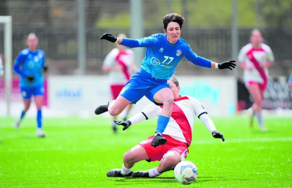 p. 36 enfaf vs l'hospitalet foto elcokedelasfotos futfemand