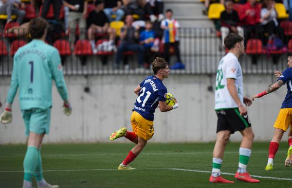 De no jugar a ser cabdal