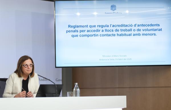 Absència d’antecedents sexuals per poder treballar amb menors