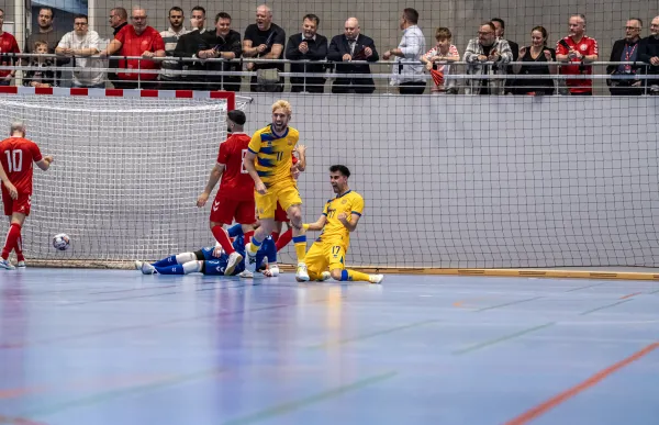 p. 29 selecció d'andorra premundial vs dinamarca foto dbu