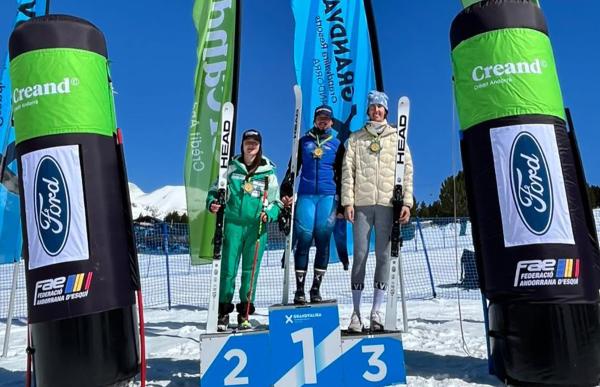 Etna Pou també venç a casa