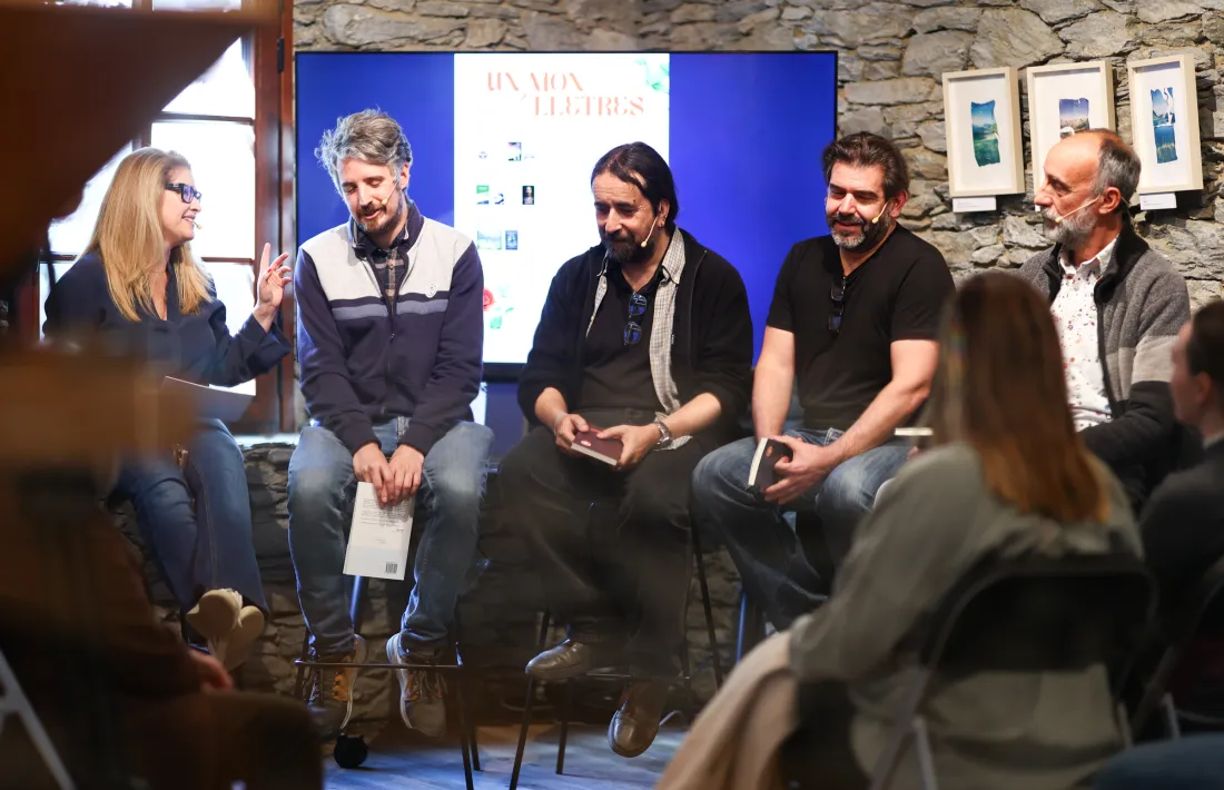 Forcada, Ginestà, Díaz-Torrent i Gálvez, ahir a cal Federico: Caus no va arribar a temps al 'photo call'.