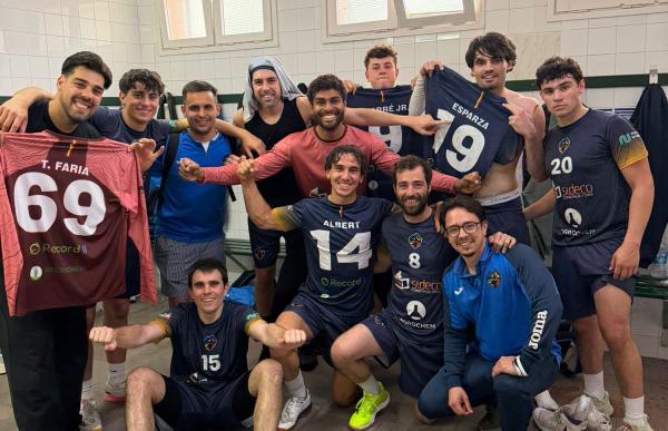 p. 37 handbol club serradells foto handbol club serradells