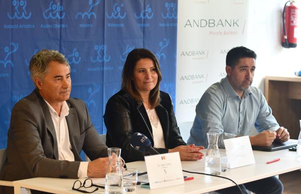 p.37 presentació projecte fan foto fan