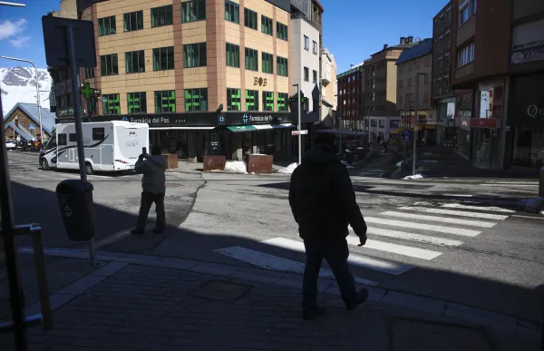 p. 08 2 pas de la casa durant tall rn20 facundo santana