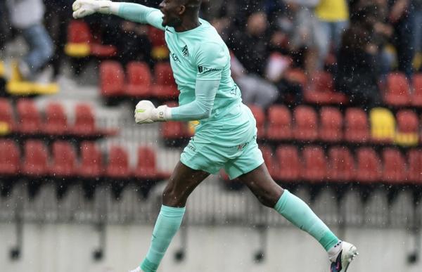 p. 51 jesus owono foto fc andorra