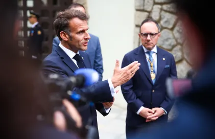Emmanuel Macron - Facu Santana -15