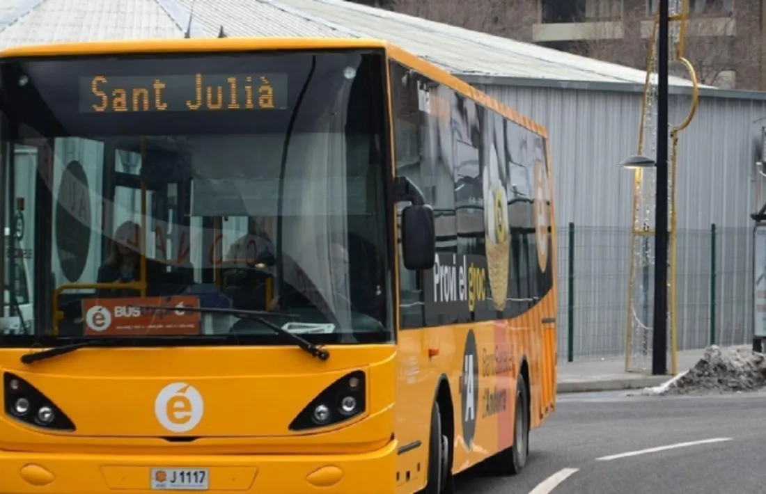 Un bus de les línies interurbanes.