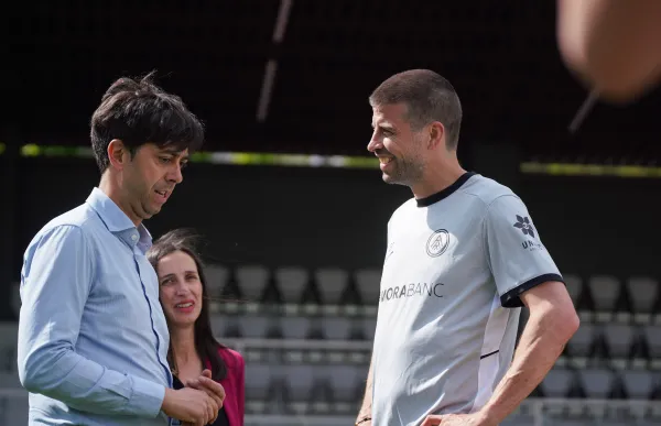 p. 28 visita institucional foto fc andorra