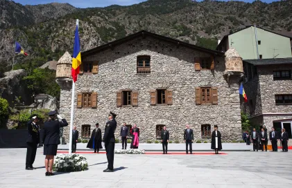 Emmanuel Macron - Facu Santana -21