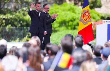 Emmanuel Macron - Facu Santana -27