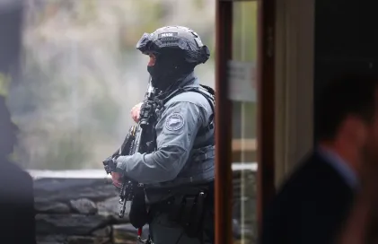 Emmanuel Macron - Facu Santana -47