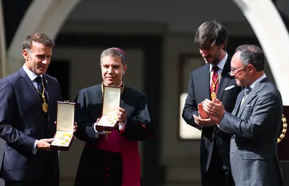 Emmanuel Macron - Facu Santana -49