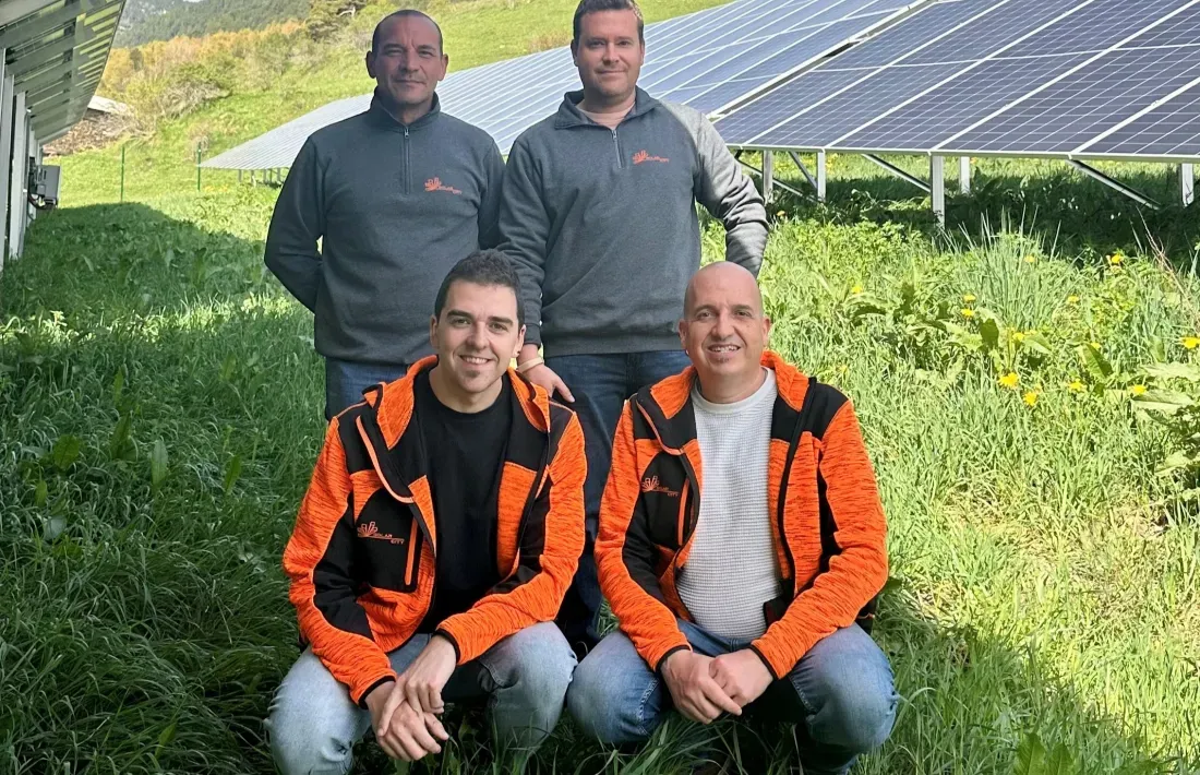 Els socis de SolarCity. El de baix per la dreta, Toni Surià.