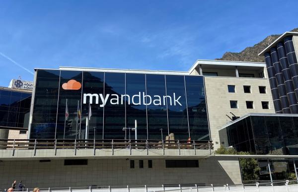 andbank_0 (1)