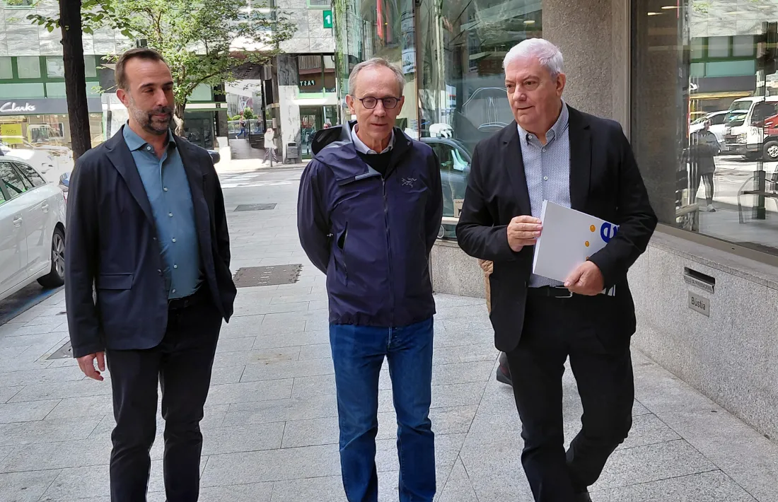 Dani Armengol, Francesc Pallàs i Gerard Cadena han formalitzat la candidatura de la CEA al consell d'administració de la CASS.