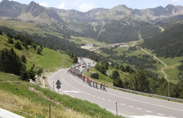 p. 29 Andorra MoraBanc Clàssica pic2