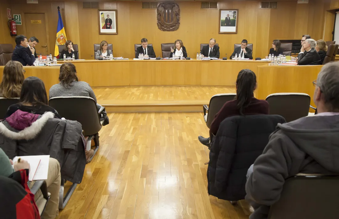 LdA acusa la majoria d’inflar l’estalvi d’externalitzar la recollida de residus