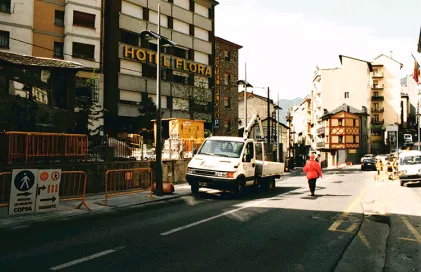 463-P-Benlloch-Any2000