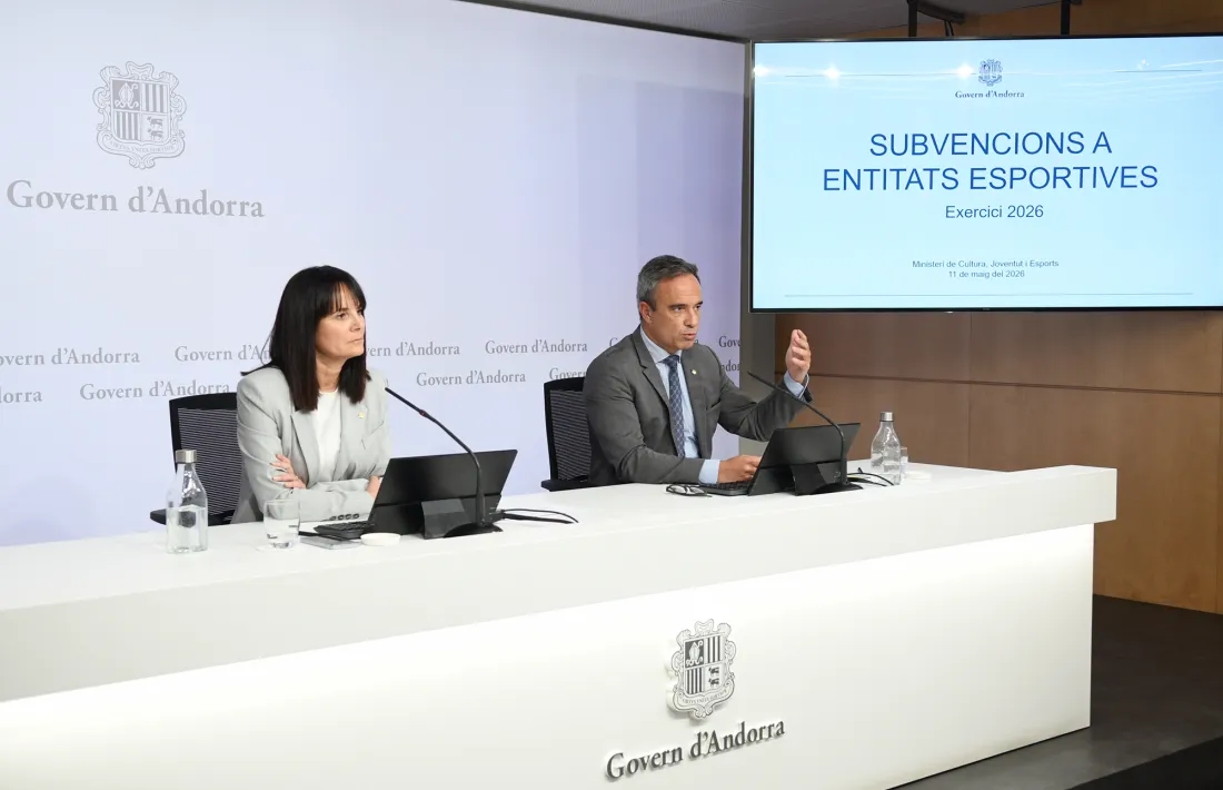 Mònica Bonell i Alain Cabanes, a la roda de premsa de Govern.