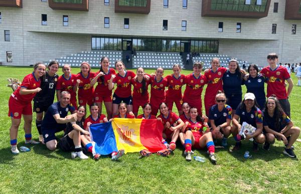 p. 29 seleccio sub-16 vs san marino foto futfemand