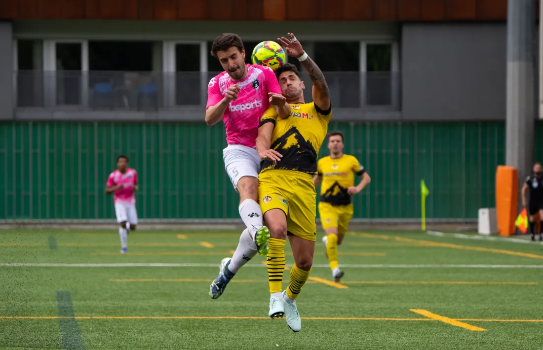 La UE Santa Coloma va acabar la lliga segona per jugar la Conference i no podrà per no tenir llicència 