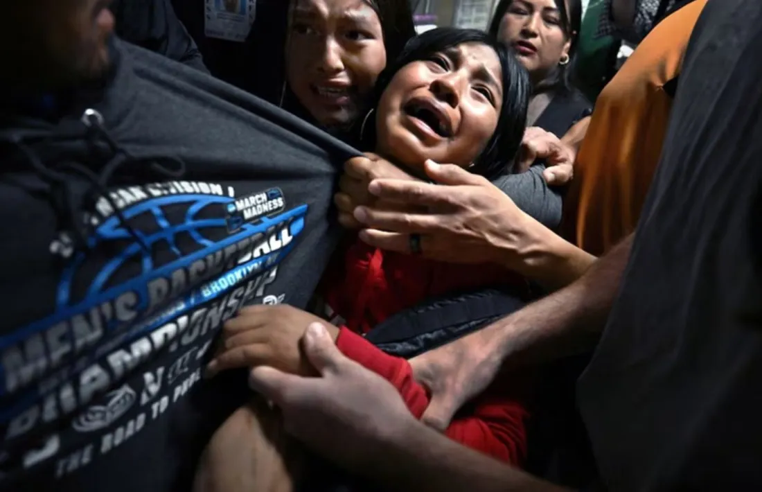 Primer premi del World Press Photo, 26 d'agost del 2025: detenció d'un immigrant a Nova York.