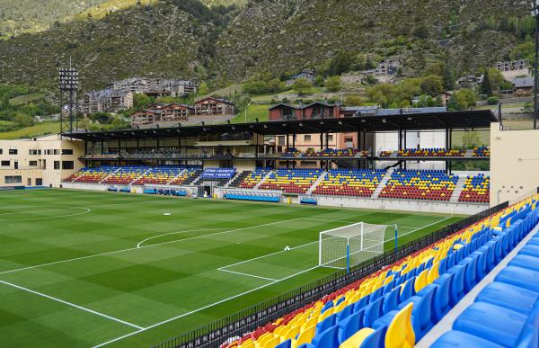 p. 28 nou estadi de la faf foto fc andorra